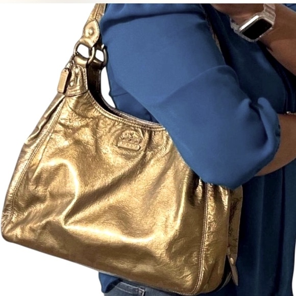 COACH - Picture 10 of 13